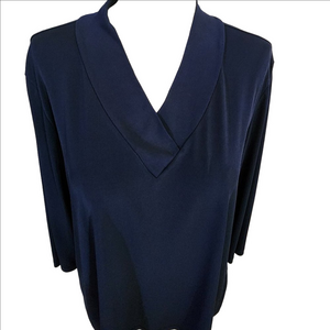 DIALOGUE NAVY TOP